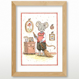 Мышонок прибирается