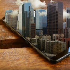 Над городом