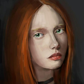 Девушка с рыжими волосами