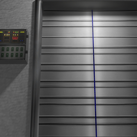 Дверь в шлюзовую камеру лунной базы колонистов 