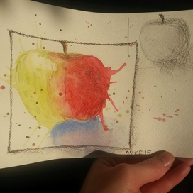 сочное яблоко