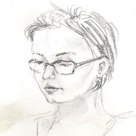 ДЕВУШКА В ОЧКАХ