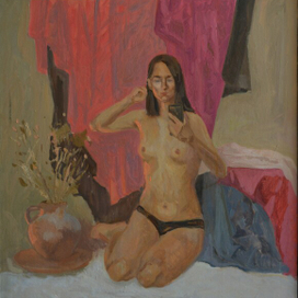 Девушка с телефоном