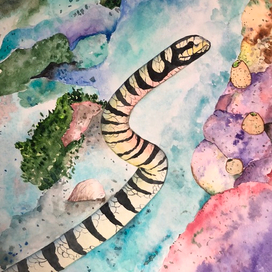 змея под водой