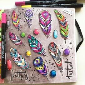 Бохо перья и камушки