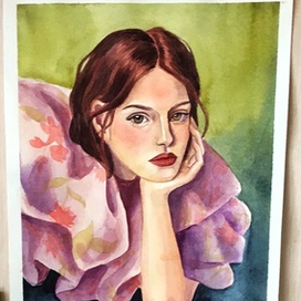 Задумчивая девушка