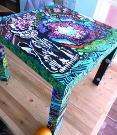 Чешир на столе