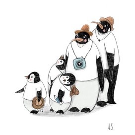 Семейство пингвинов на отдыхе