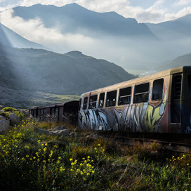 поезд в горах