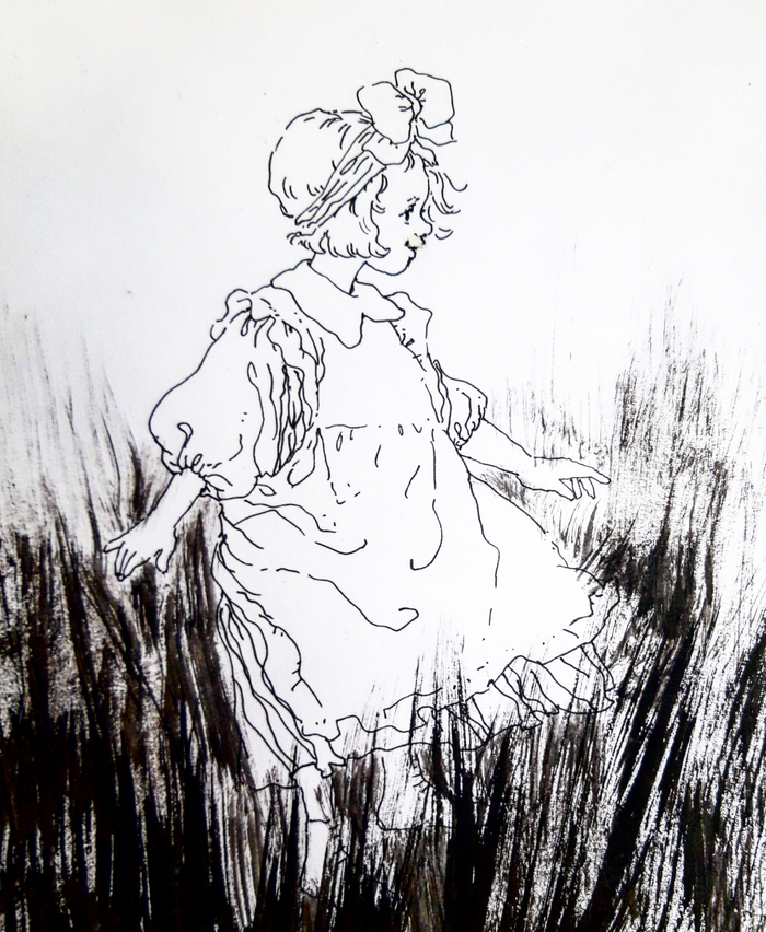 Девочка в траве