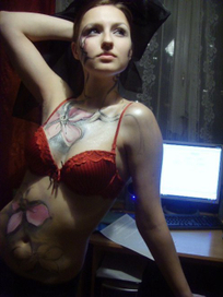 Боди-арт на подружке))) 