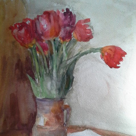 Тюльпаны в крынке