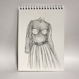 Fashion sketch. Девушка в платье.