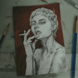 Девушка с сигаретой 