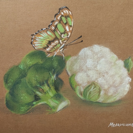 Бабочка и капуста