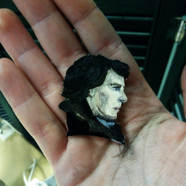 Деревянная брошь Шерлок