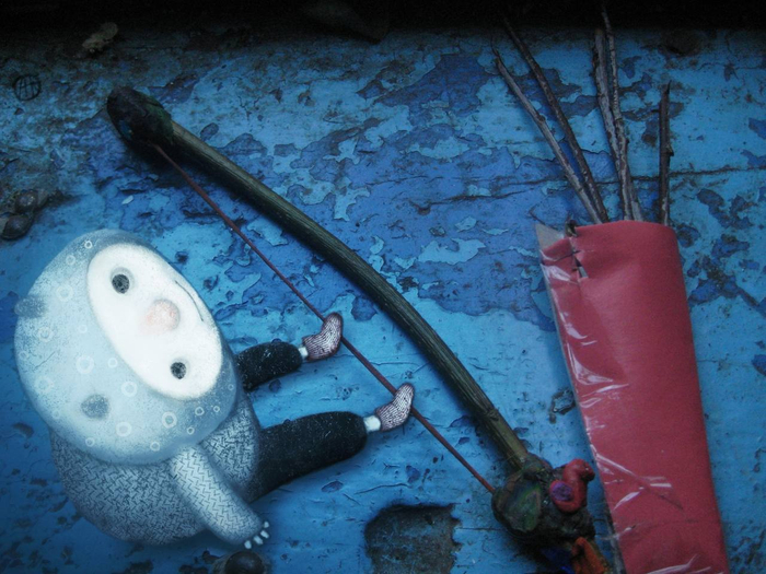 барабашка с луком и стрелами 