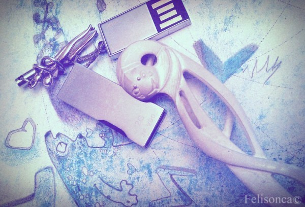 Кошка и ложка