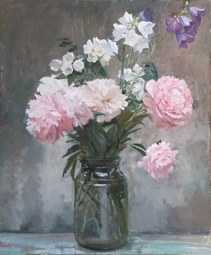 Пионы и колокольчики.