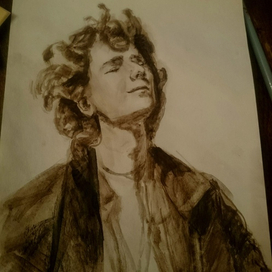 Кудрявая девушка