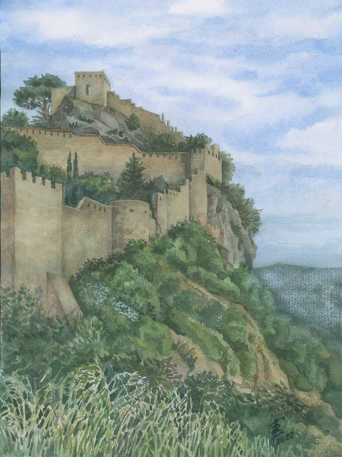 Старый замок в горах Шативы