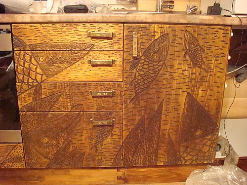 ... рыбы веселы