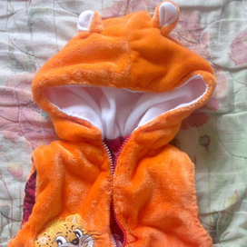 Детская жилетка