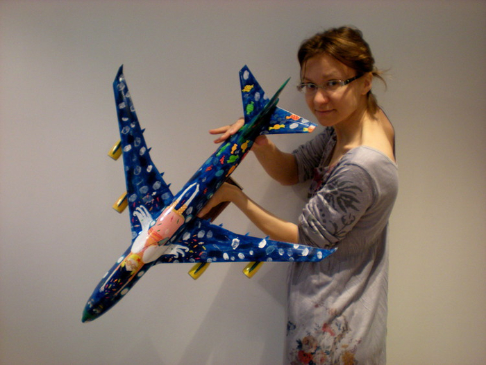 ангел раздающий конфеты