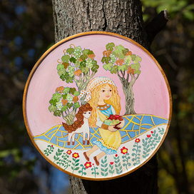 Девушка и овечка