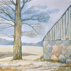 Старый амбар поздней осенью.