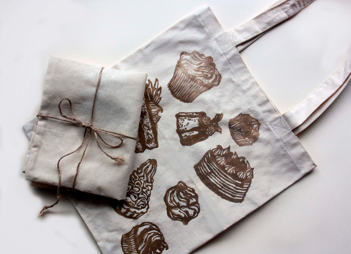 Эко-сумка с авторским принтом.