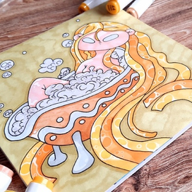 Девушка в ванне