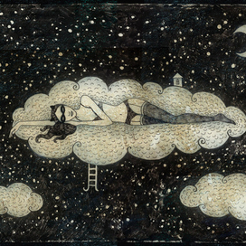 Сексуальная кошка на облаках