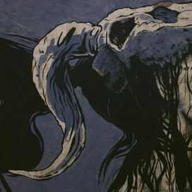 Серое дерево