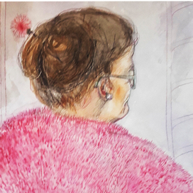 В меховом кардигане