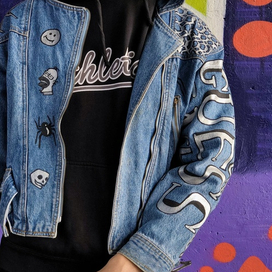 Джинсовая куртка