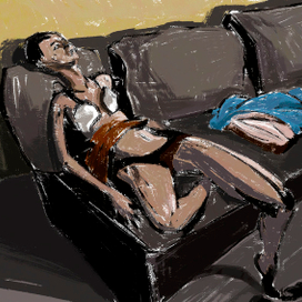 Лежащая на диване 