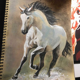 лошадь на снегу