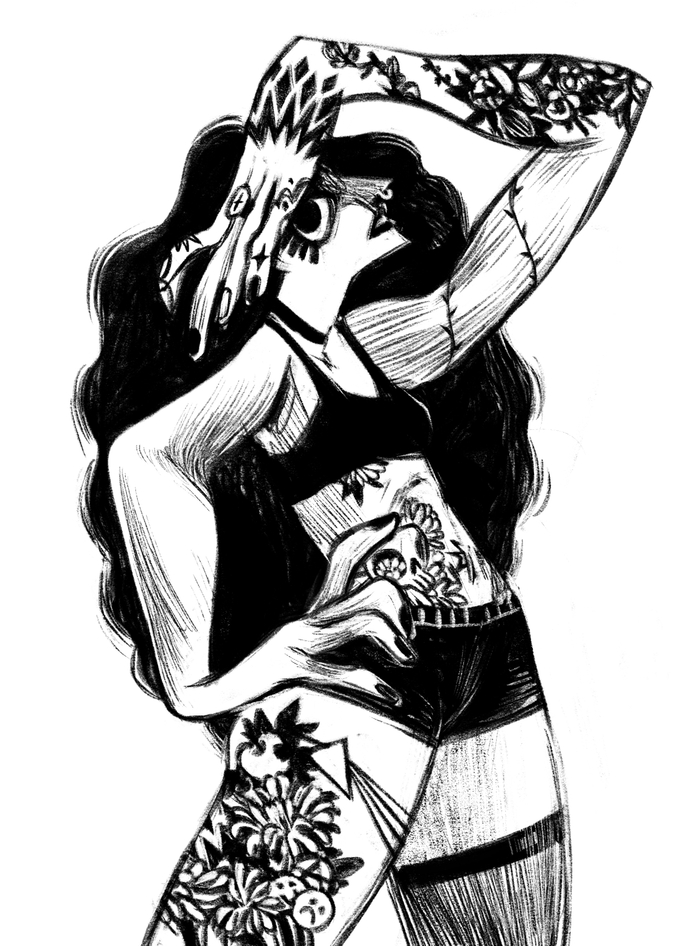 женщина с татуировками