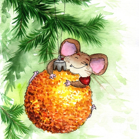 Мышь на новогоднем шаре