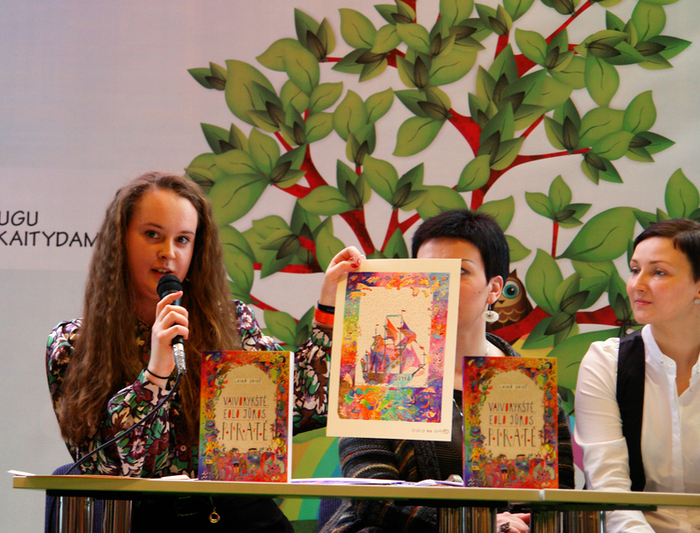 Презентация книги "Vaivorykste, Eolo juros pirate"