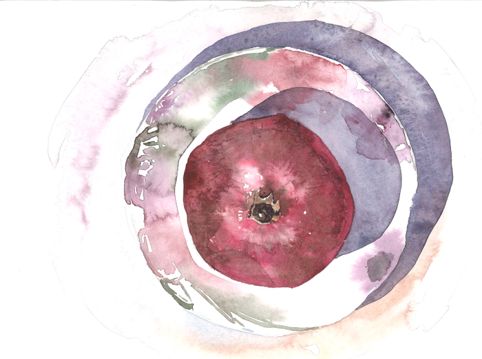 Гранат на тарелке