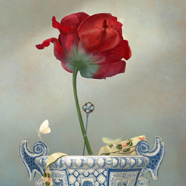 Дюймовочка