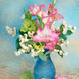 Гладиолусы и жасмин