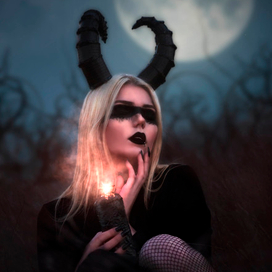 Demoness