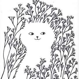 Кисонька в кустах