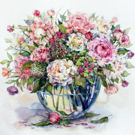 Роскошный букет с пионами