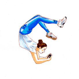 Ширша Падасана с телефоном в руках:)