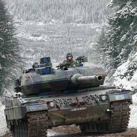 Leopard 2 A6 (box art for RFM)