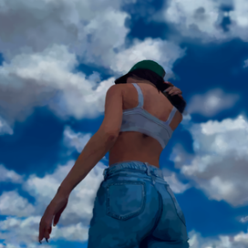 Небо. Лето. Девушка